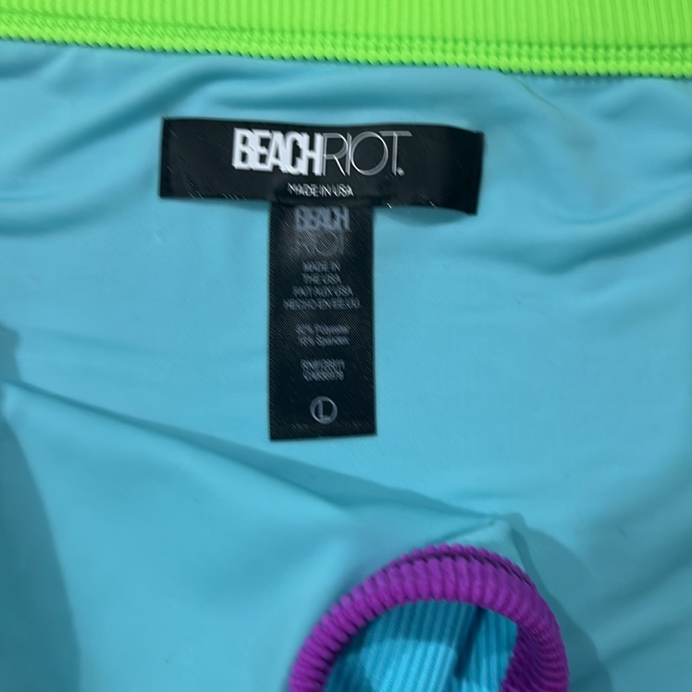Beach Riot Bikini Set size large - Picture 3 of 5